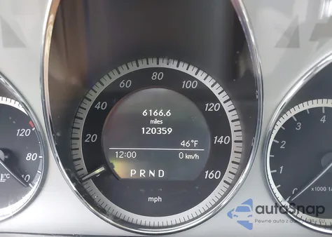 2011 Mercedes-Benz C 300 Luxury/Sport из США, поврежденный, VIN WDDGF5EB1BA468679